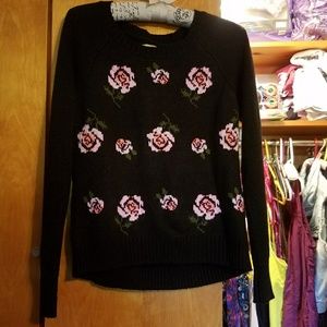 Vera Wang Rose Print Sweater 🏵️